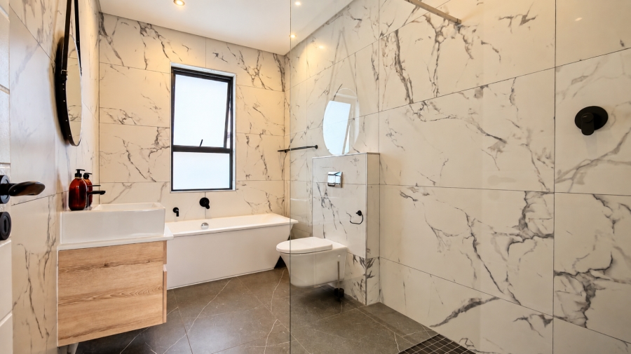 4 Bedroom Property for Sale in Sitari Country Estate Western Cape